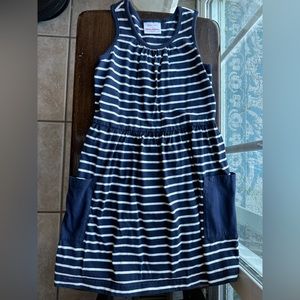 Hanna Anderson: casual dress with side pockets